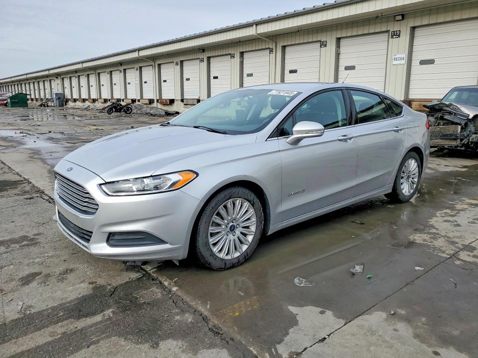 2016 FORD FUSION — VIN 3FA6P0LU4GR235215