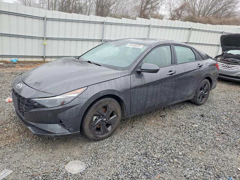 2023 HYUNDAI ELANTRA SE — VIN 5NPLM4AG8PH104110