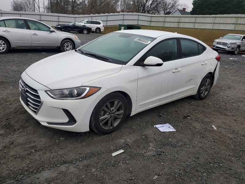 2018 HYUNDAI ELANTRA SE — VIN 5NPD84LF3JH255389