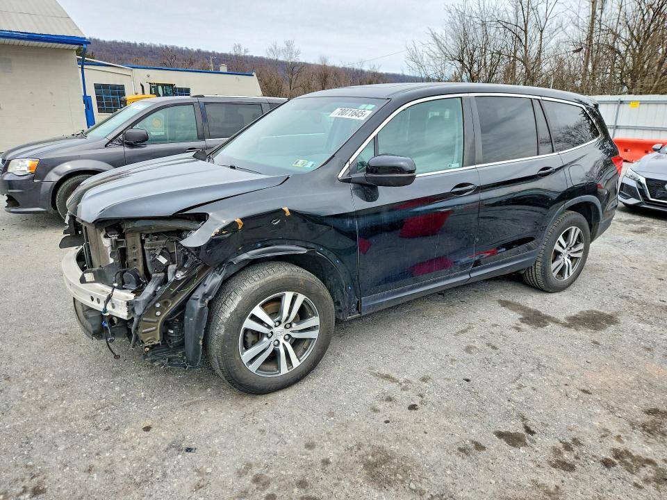 2018 HONDA PILOT — VIN 5FNYF6H80JB025224