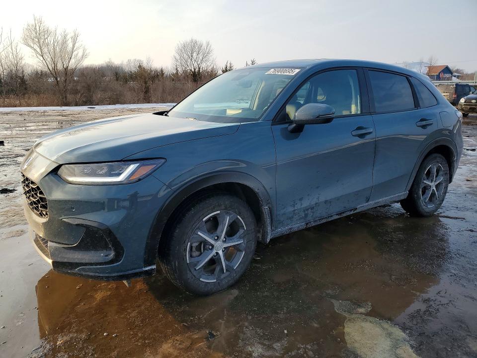 2025 HONDA HR-V — VIN 3CZRZ2H74SM743698