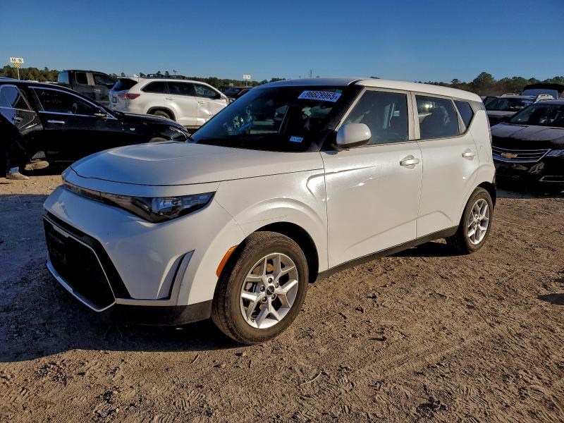 2025 KIA SOUL LX — VIN KNDJ23AU5S7930570
