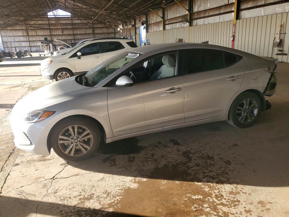2017 HYUNDAI ELANTRA — VIN KMHD84LF1HU245942