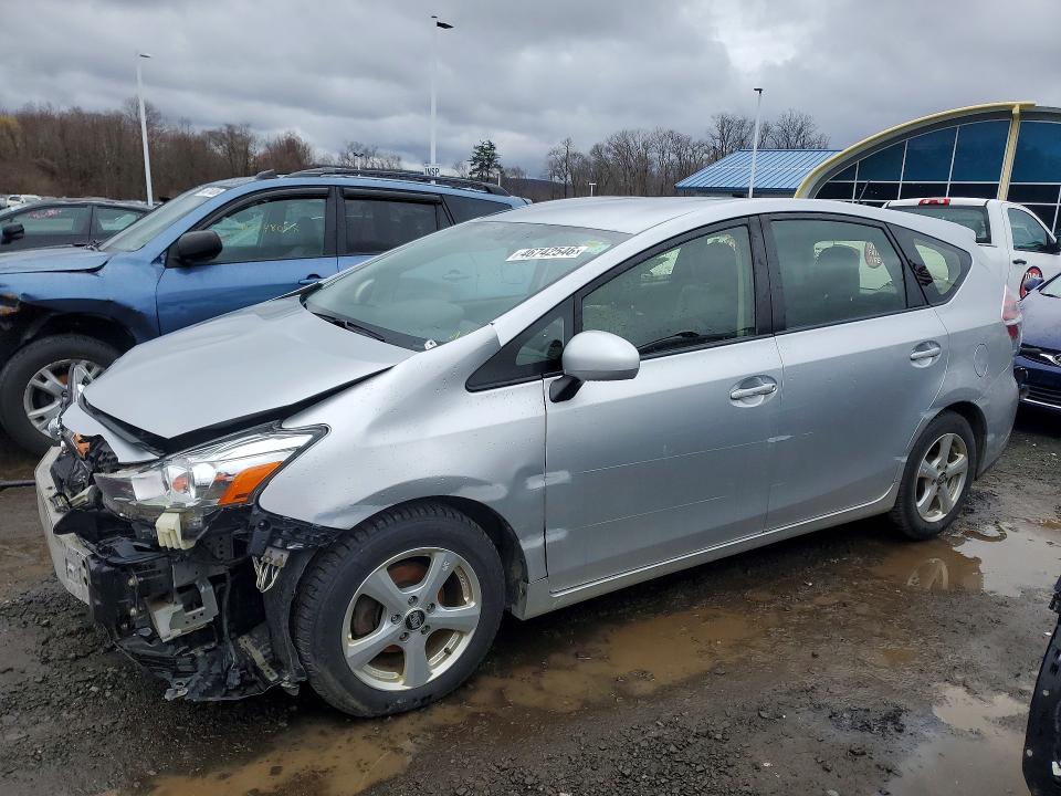2017 TOYOTA PRIUS V — VIN JTDZN3EU3HJ069230