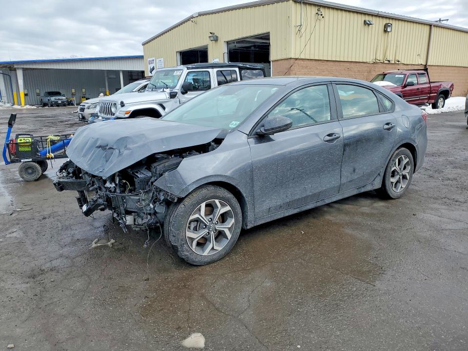 2021 KIA FORTE — VIN 3KPF24ADXME285512