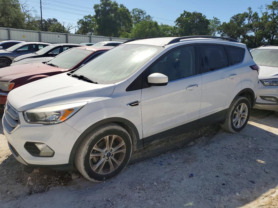 2018 FORD ESCAPE — VIN 1FMCU0GD9JUC19961