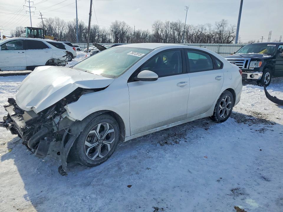 2021 KIA FORTE — VIN 3KPF24AD6ME403894