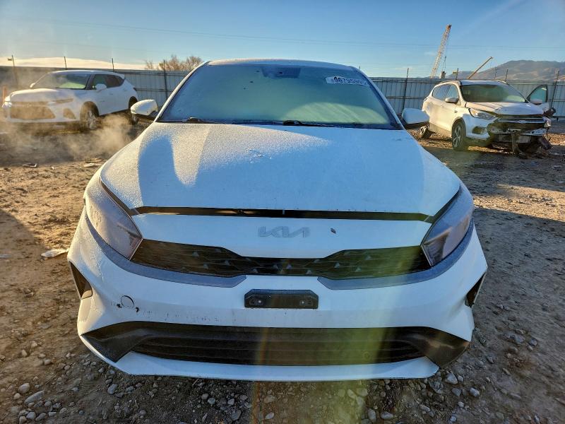 3KPF24AD9PE640156