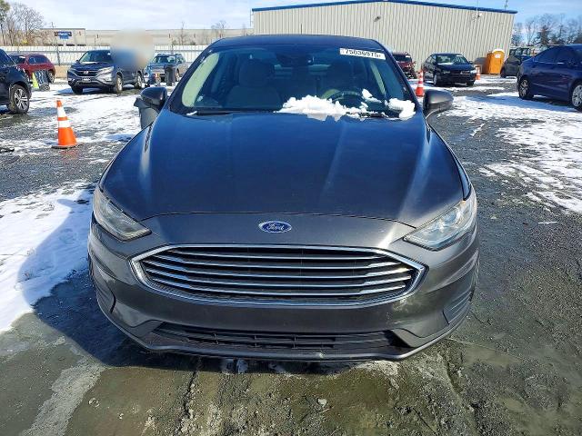 3FA6P0G7XKR160355