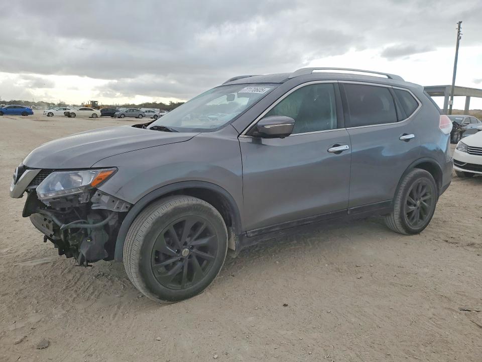 2015 NISSAN ROGUE — VIN 5N1AT2MT8FC776858