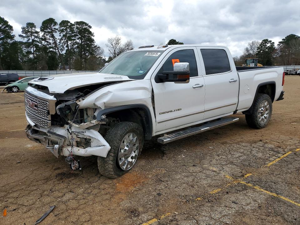 2018 GMC SIERRA — VIN 1GT12UEY4JF239859