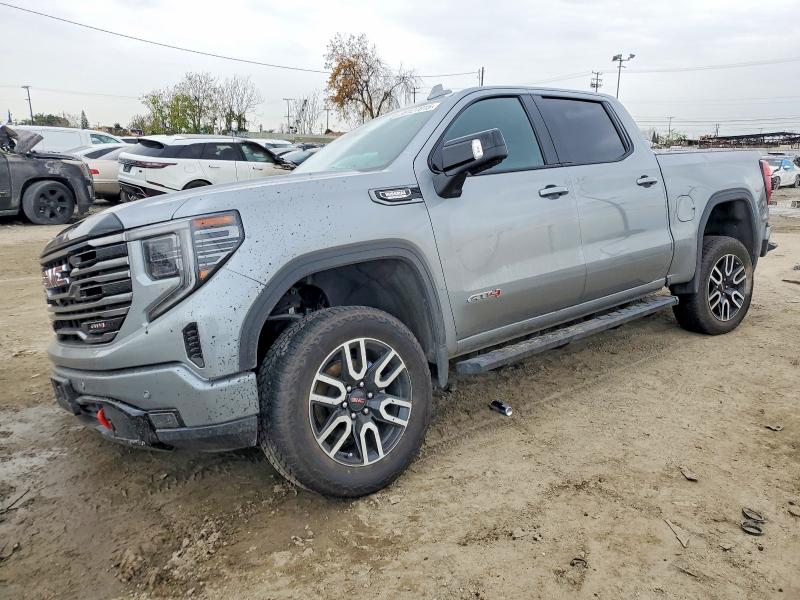 2025 GMC SIERRA — VIN 3GTUUEE81SG280804