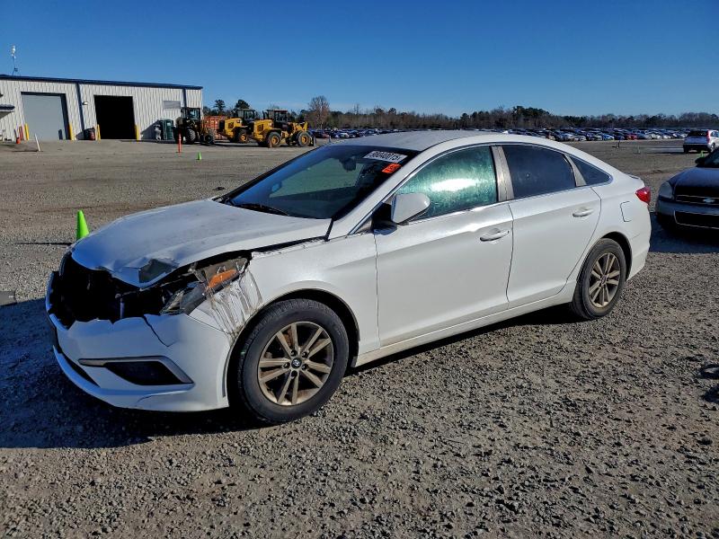 2016 HYUNDAI SONATA SE — VIN 5NPE24AF9GH279584