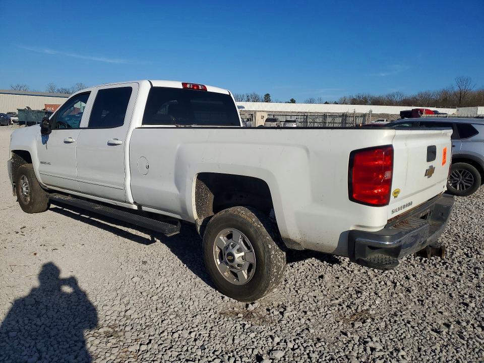 1GC1CVEG8JF133070