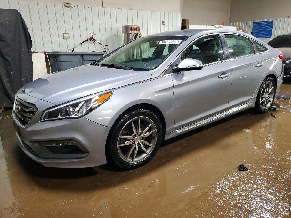 2017 HYUNDAI SONATA — VIN 5NPE34AB0HH551712