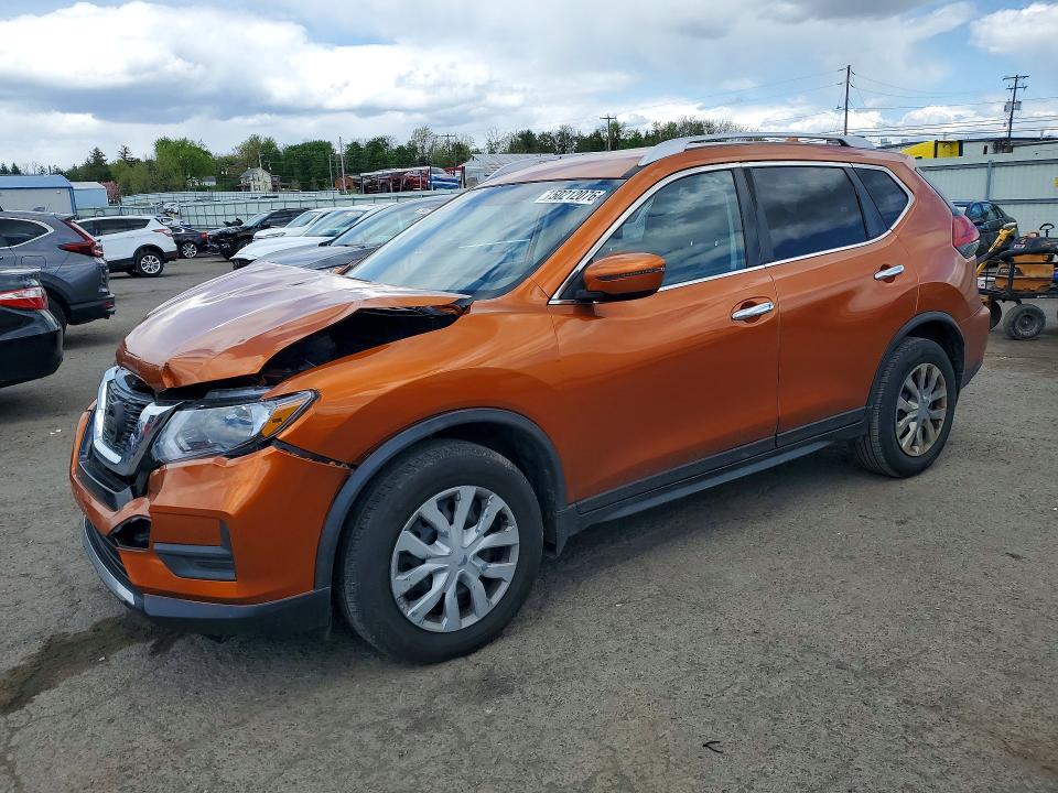 2017 NISSAN ROGUE — VIN JN8AT2MV7HW266643