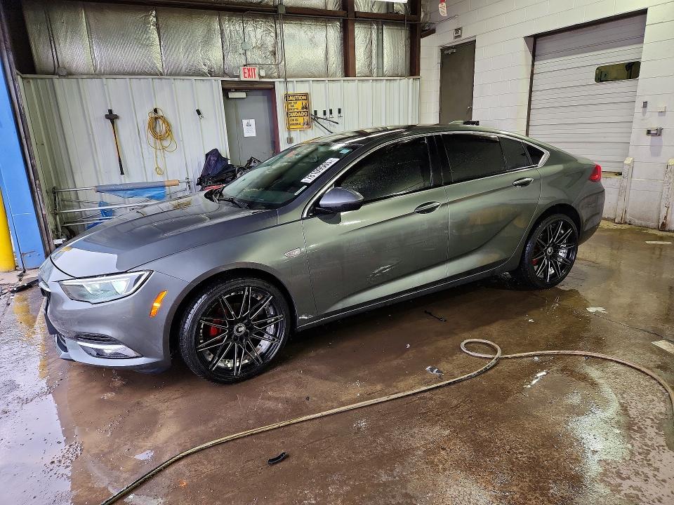 2018 BUICK REGAL — VIN W04GM6SX4J1110054