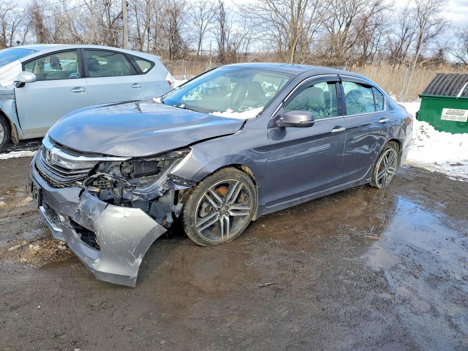 2017 HONDA ACCORD — VIN 1HGCR3F97HA017170