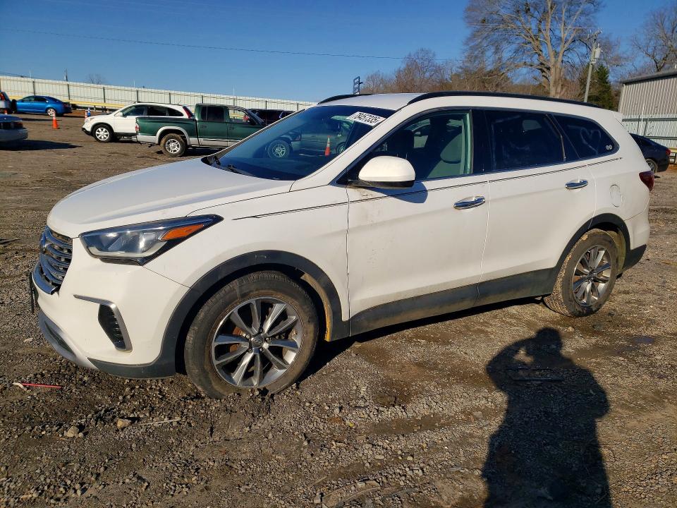 2017 HYUNDAI SANTA FE — VIN KM8SMDHF9HU215910