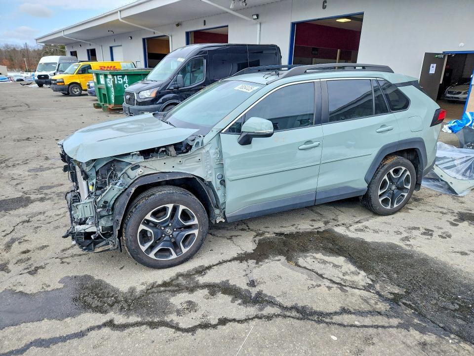 2019 TOYOTA RAV4 — VIN 2T3J1RFV5KW007419