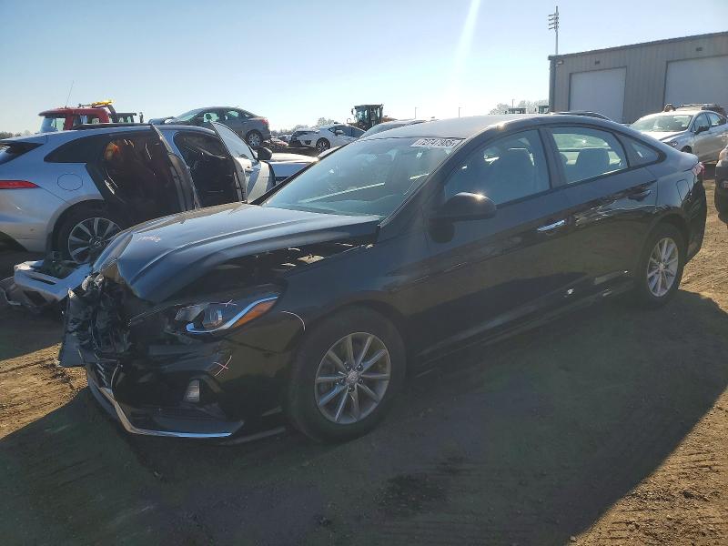 2018 HYUNDAI SONATA — VIN 5NPE24AF5JH678709