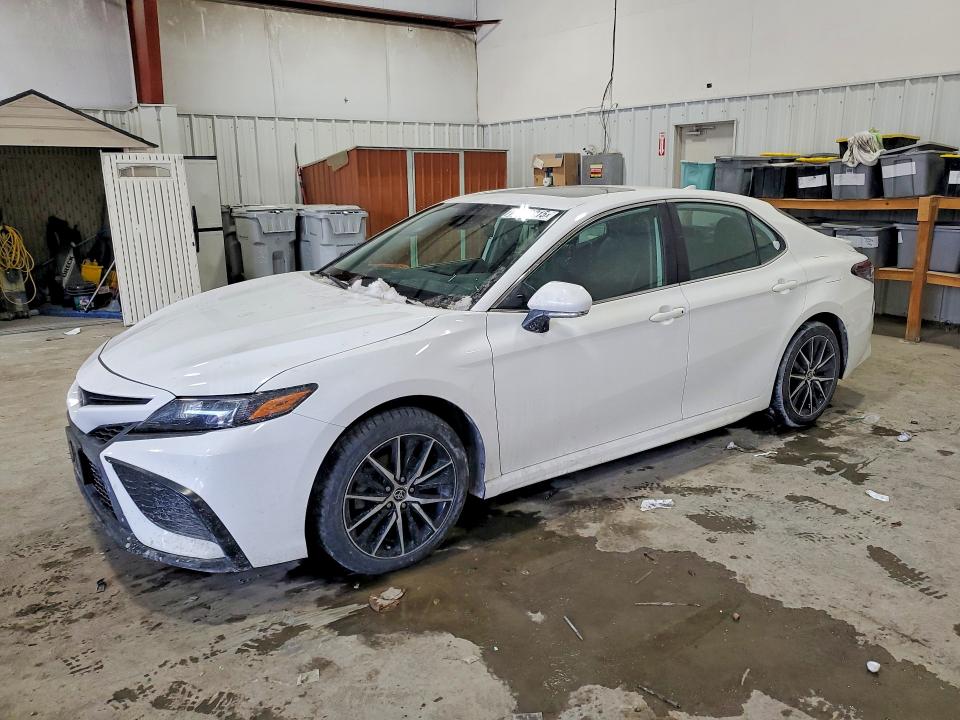 2021 TOYOTA CAMRY — VIN 4T1G11BK5MU021565