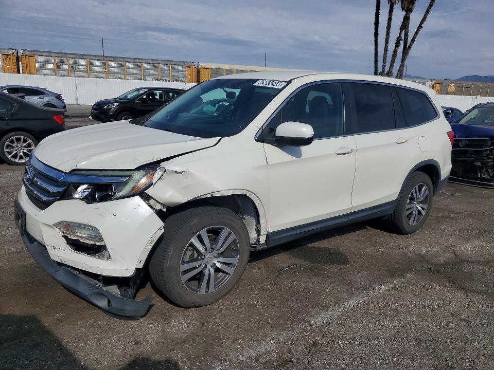 2017 HONDA PILOT — VIN 5FNYF5H39HB000315