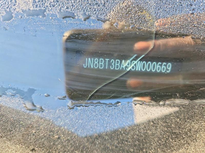 JN8BT3BA9SW000669