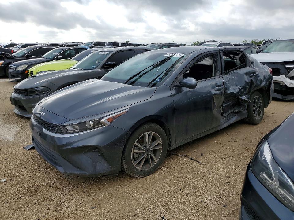2024 KIA FORTE — VIN 3KPF24ADXRE799089