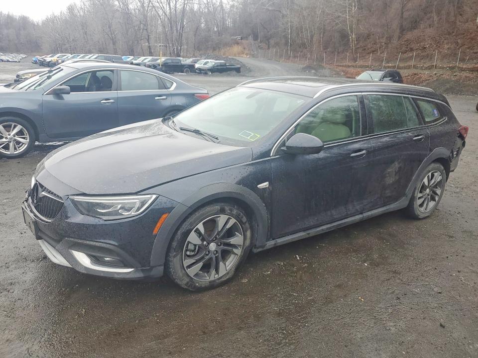 2018 BUICK REGAL TOURX — VIN W04GV8SX4J1098190