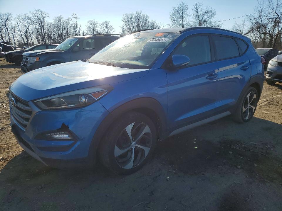 2017 HYUNDAI TUCSON — VIN KM8J33A27HU560692