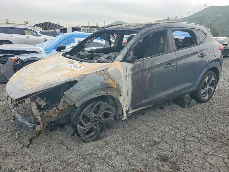 2018 HYUNDAI TUCSON — VIN KM8J33ALXJU754566