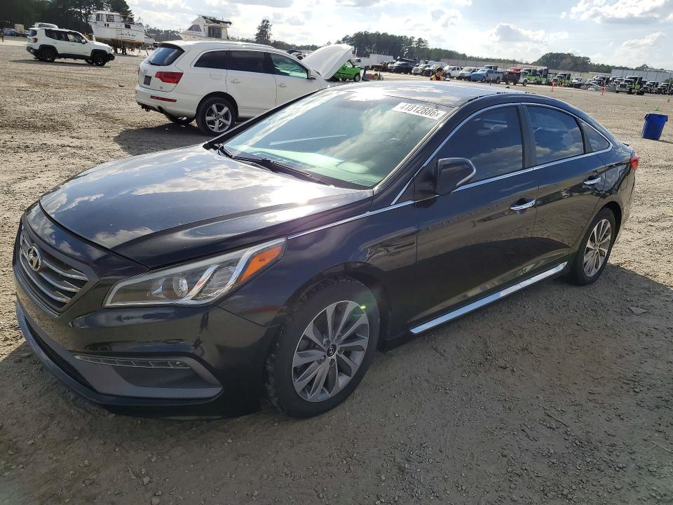 2015 HYUNDAI SONATA — VIN 5NPE34AF7FH097085