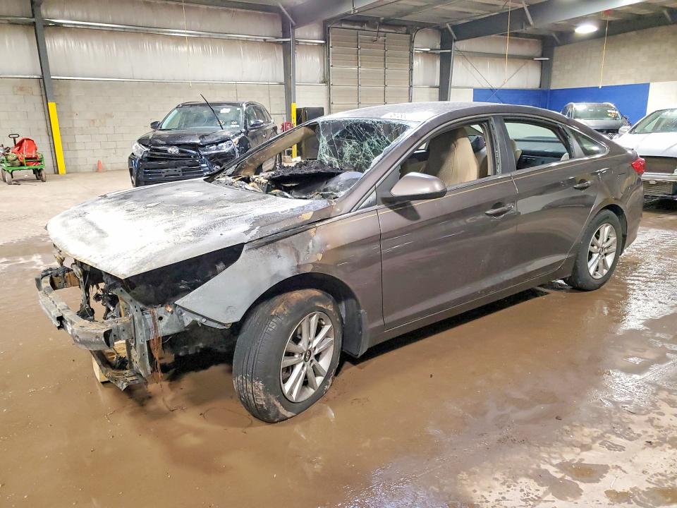 2015 HYUNDAI SONATA — VIN 5NPE24AF1FH222407