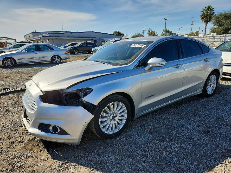 2016 FORD FUSION — VIN 3FA6P0LU5GR157513