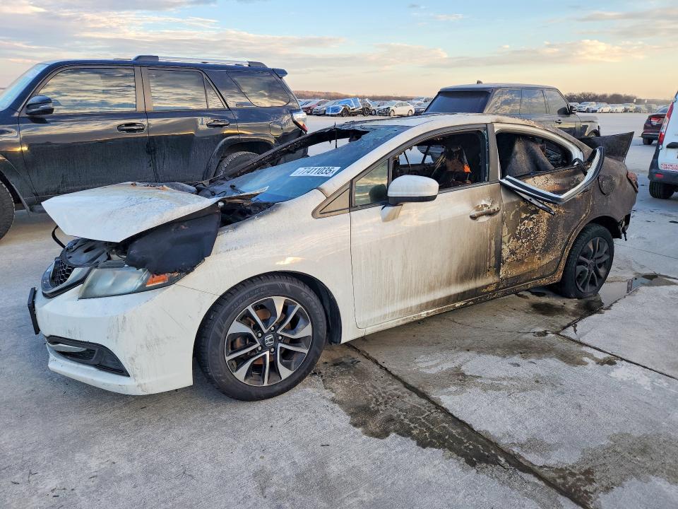 2015 HONDA CIVIC — VIN 2HGFB2F88FH522281