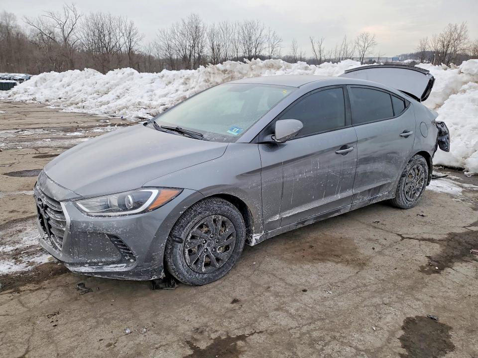 2018 HYUNDAI ELANTRA SE — VIN 5NPD74LF3JH351087