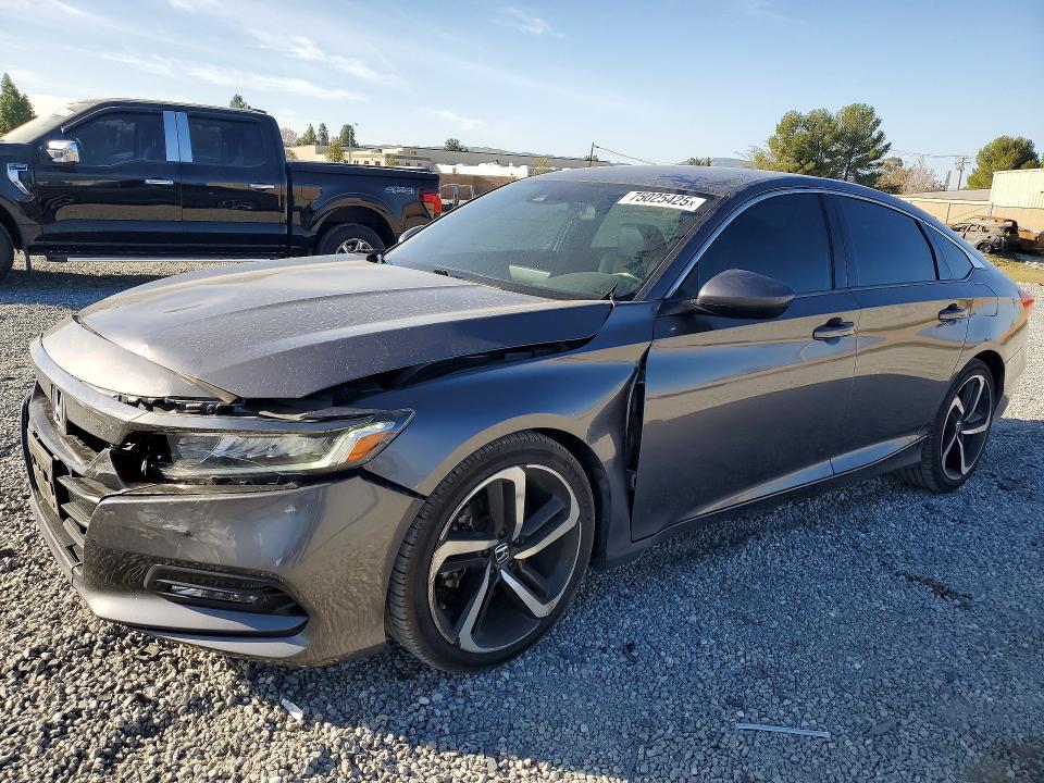 2018 HONDA ACCORD — VIN 1HGCV1F30JA206535