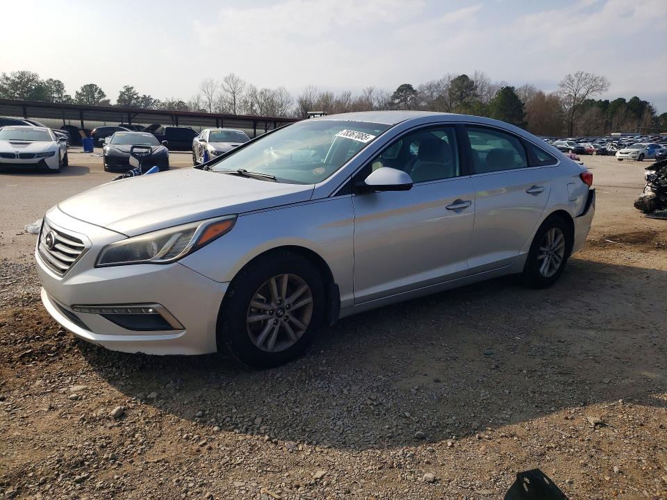 2015 HYUNDAI SONATA — VIN 5NPE24AF3FH220237