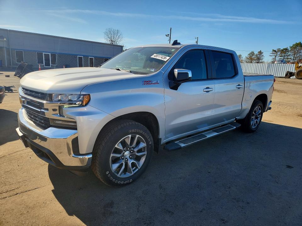 2021 CHEVROLET SILVERADO — VIN 1GCUYDED8MZ366030