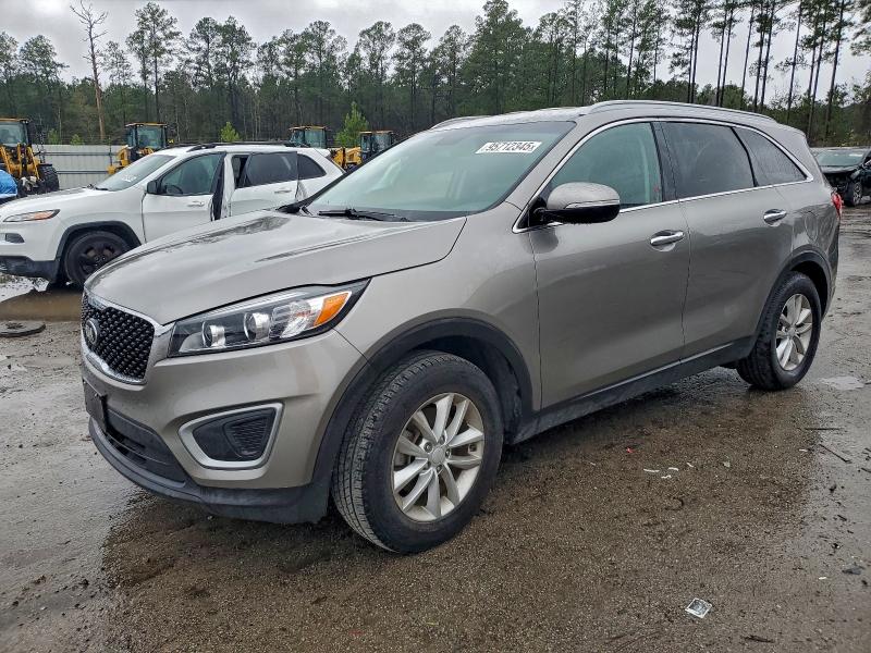 2017 KIA SORENTO LX — VIN 5XYPG4A33HG323846