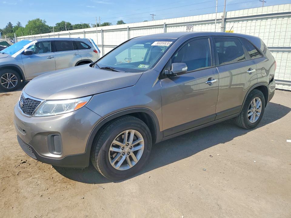 2015 KIA SORENTO — VIN 5XYKT3A61FG660264