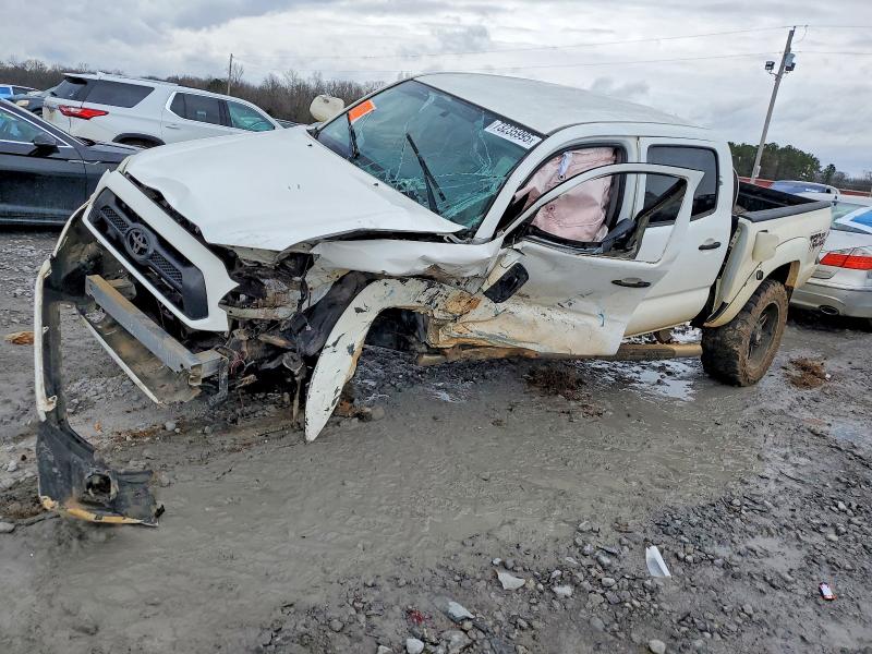 2015 TOYOTA TACOMA — VIN 5TFJX4GN2FX046597