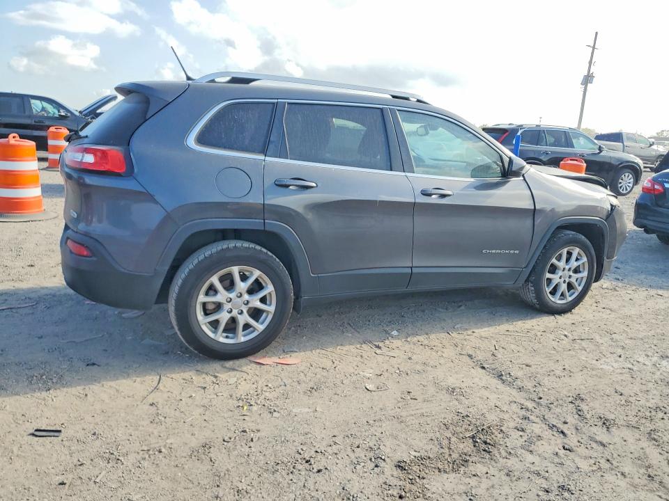 1C4PJLCB0FW730720