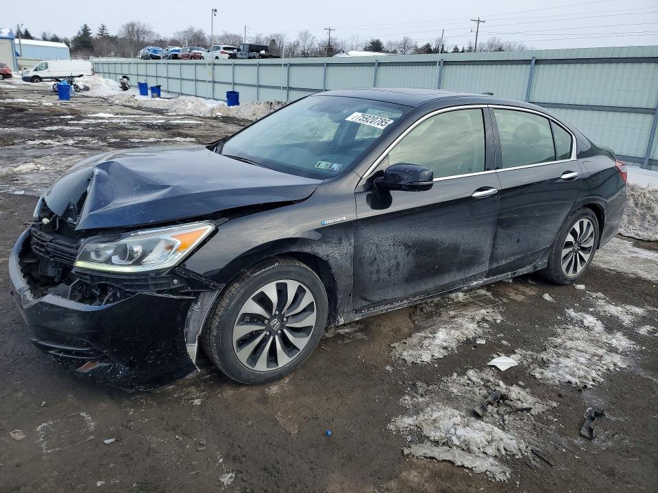 2017 HONDA ACCORD — VIN JHMCR6F51HC012790