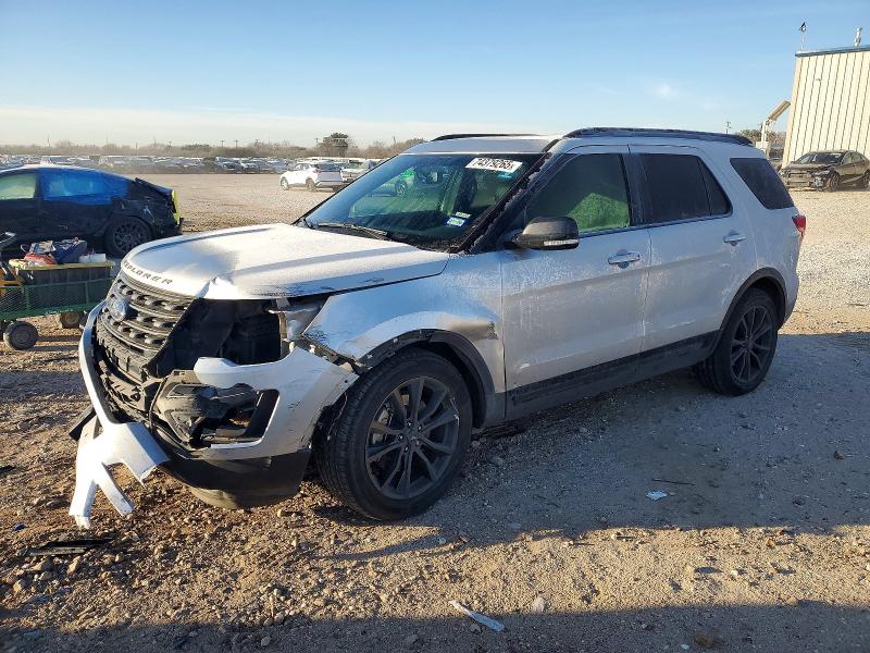 2017 FORD EXPLORER — VIN 1FM5K7D8XHGE11140