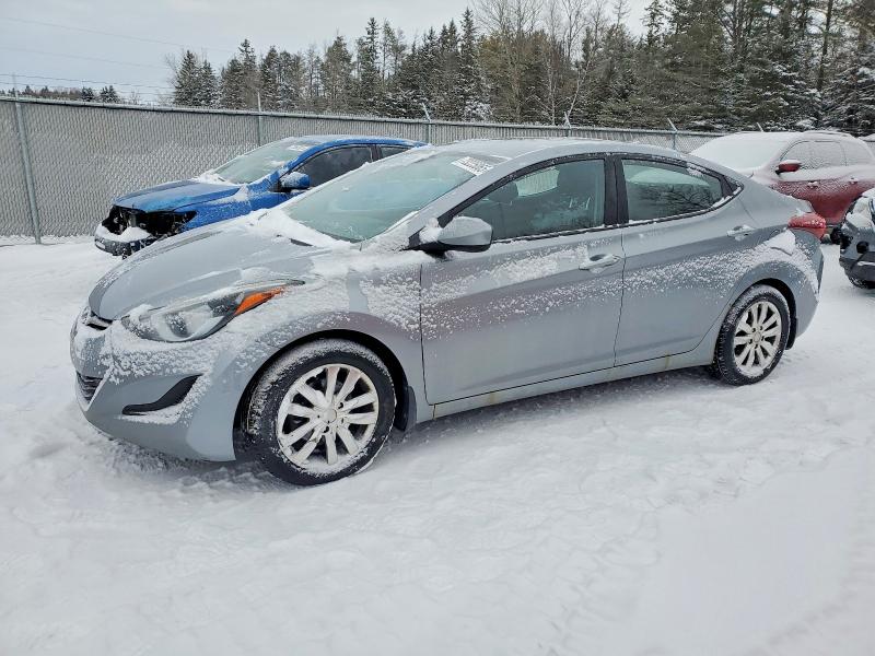 2015 HYUNDAI ELANTRA SE — VIN 5NPDH4AE2FH624146