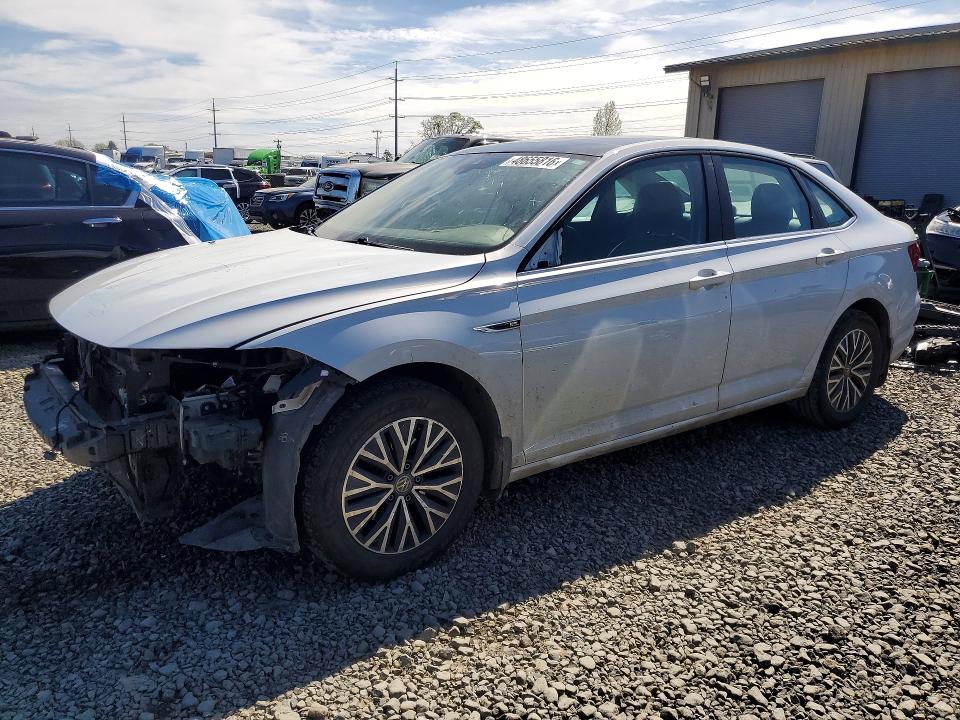 2019 VOLKSWAGEN JETTA — VIN 3VWE57BU4KM096146