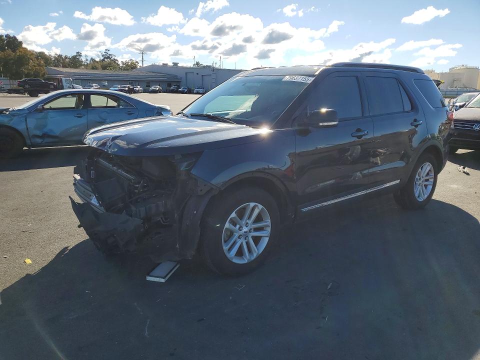 2017 FORD EXPLORER — VIN 1FM5K7D89HGA76727