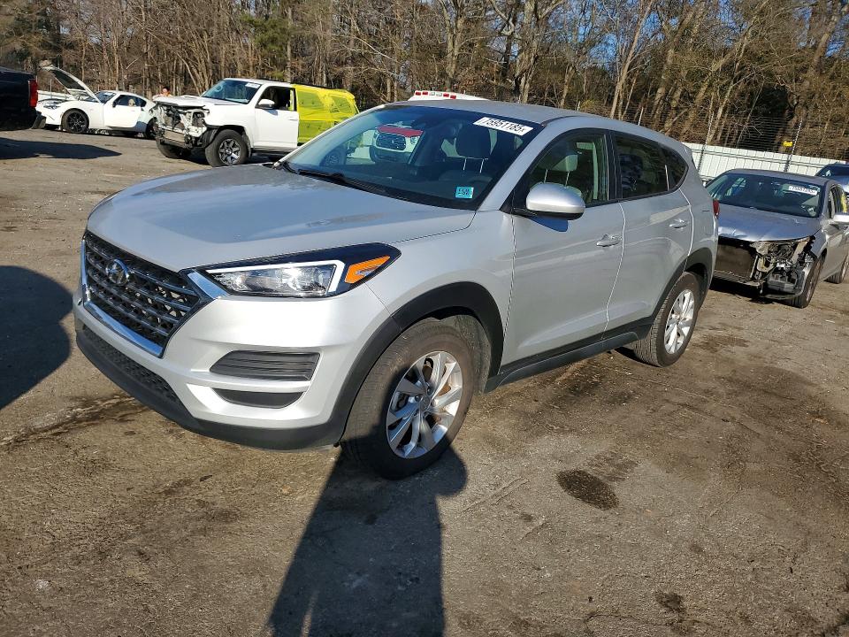 2019 HYUNDAI TUCSON SE — VIN KM8J2CA47KU877402